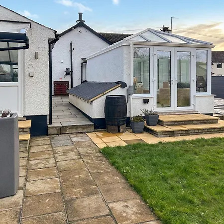 Hillview Holiday home Crooklands