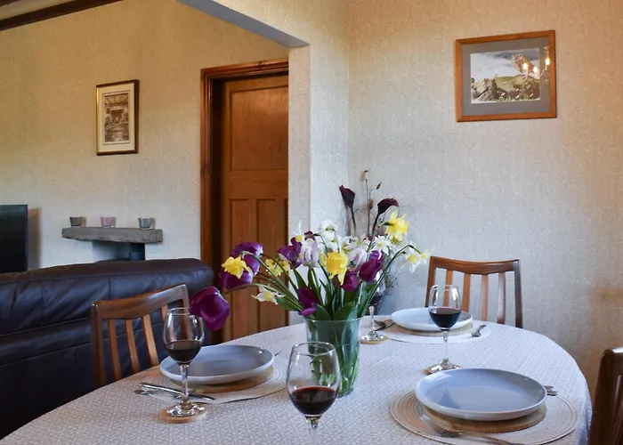 Hillview * Crooklands