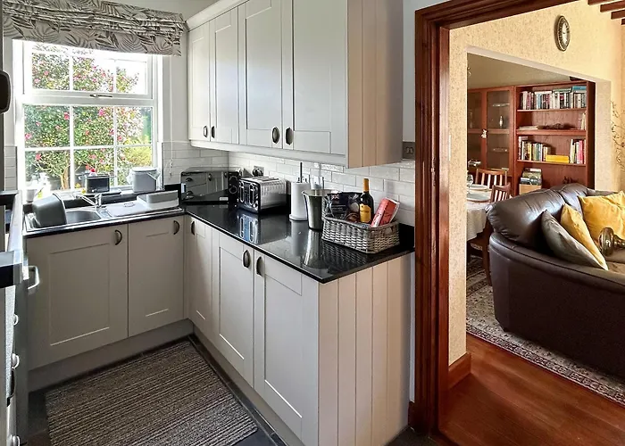 Hillview * Crooklands